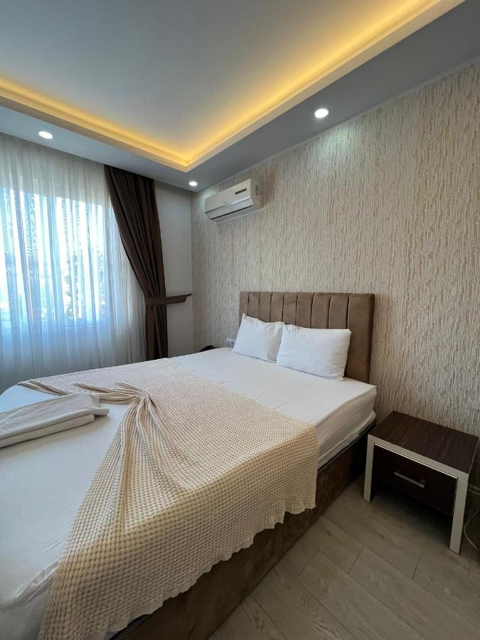 Grand Black Hotel Mersin  Kültér fotó